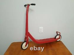 Vintage Kick Red Scooter Antique Kids Toy. Works and looks great