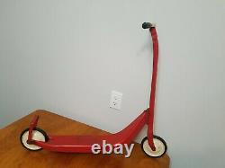Vintage Kick Red Scooter Antique Kids Toy. Works and looks great