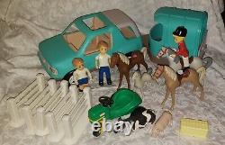 Vintage Little Tikes Place 5543-00 Horse Barn Stable Truck & Trailer Jockey Foal