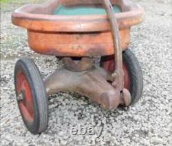 Vintage MURRAY Childs Pull Wagon with Racing Handle from the early 1940s