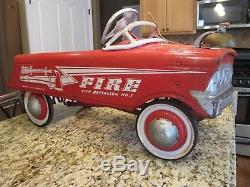 Vintage MURRAY City Fire Chief Battalion Pedal Car 1950's All Original