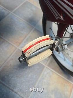 Vintage MURRAY Kid's TRICYCLE Metal Step-Up/Whitewall Tires 1950's-60's L@@K