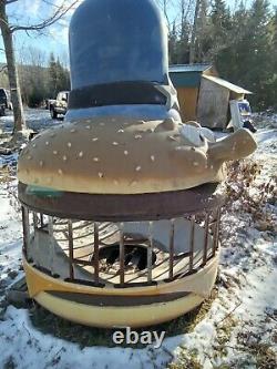 Vintage McDonald's Officer BIG MAC Structure