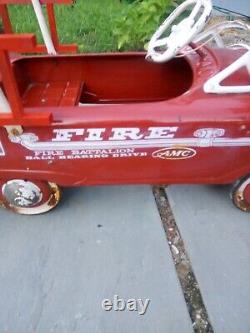 Vintage Murray AMC Fire Truck Batallian Pedal Car Ball Bearing Drive