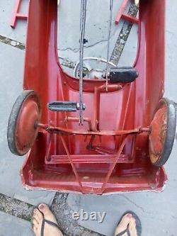 Vintage Murray AMC Fire Truck Batallian Pedal Car Ball Bearing Drive