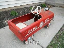 Vintage Murray Fire Chief Truck Engine Pedal Car