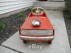 Vintage Murray Fire Chief Truck Engine Pedal Car