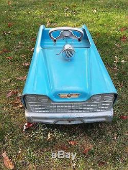 Vintage Murray Holiday Pedal Car 1959