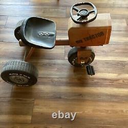 Vintage Murray Metal Pedal Tractor