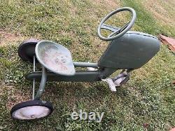 Vintage Murray Metal Pedal Tractor