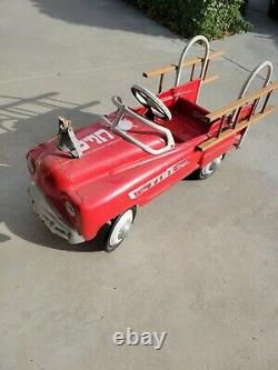 Vintage Murray Pedal Fire Truck Original with Wooden Ladders Unrestored