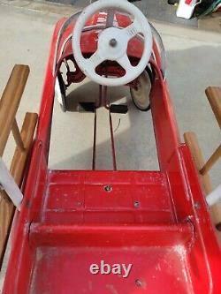 Vintage Murray Pedal Fire Truck Original with Wooden Ladders Unrestored
