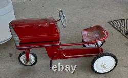 Vintage Murray Pedal Tractor