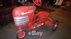 Vintage Murray peddle tractor