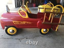 Vintage Murray sad face city fire truck pedal car collectable