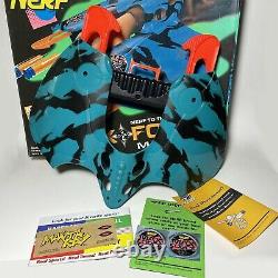 Vintage Nerf Max Force Manta Ray Blaster Shield 1995 with Darts Rare Kenner