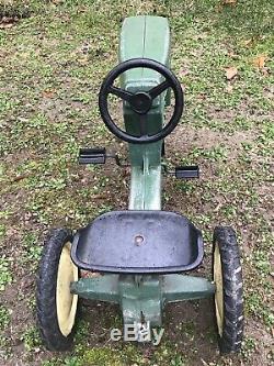 Vintage Original Ertl John Deere Model 520 Pedal Car Tractor Made USA Unrestored