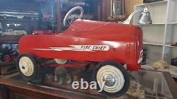 Vintage Pal Fire Chief Pedal Car