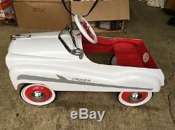 Vintage Pedal Car White GR Glide Ride Cruiser Limited Edition Burns Novelty