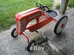 Vintage Pedal Tractor Allis Chalmers (restored)