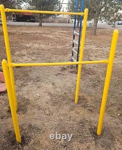Vintage Pull Up Bars School Playground Equipment