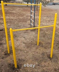 Vintage Pull Up Bars School Playground Equipment