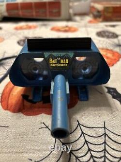 Vintage RARE 1966 Batman Batscope Dart launcher