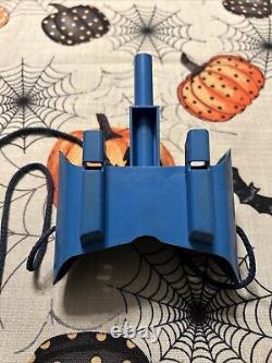 Vintage RARE 1966 Batman Batscope Dart launcher