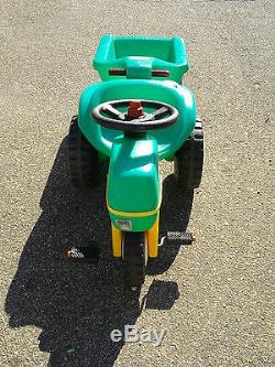 Vintage Rare Little Tikes Green Ride On Pedal Tractor & Cart Trailer Pickup Only