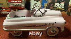 Vintage Repro 1950s Super Sport Comet Pedal Car