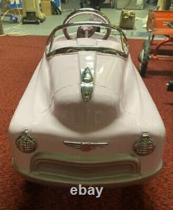 Vintage Repro 1950s Super Sport Comet Pedal Car