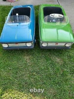 Vintage Russian Moskvitch OAO Child Pedal Cars Collector 1994 1993