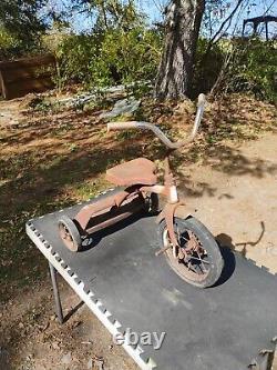 Vintage ¹? S Roadmaster Tricycle