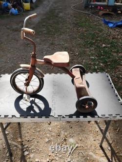 Vintage ¹? S Roadmaster Tricycle