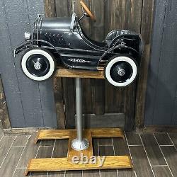 Vintage Style Pedal Classic Car With Stand