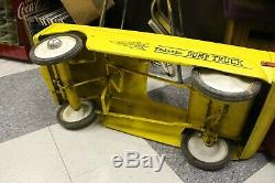 Vintage Thistle Rocket 30 Pedal Car Dump Truck Made In Canada Pressed Steel