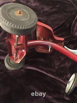 Vintage Toddler Trike Toddlers Tricycle With Batwing Handlebar 2 Front Wheels
