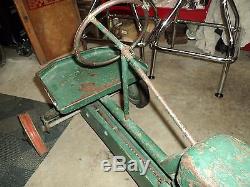 Vintage Tractor Pedal Car (For Parts Or Restoration)
