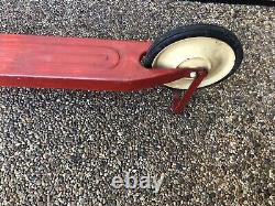 Vintage Wee Wheelers Scooter Push Style 2 Wheel Metal Red