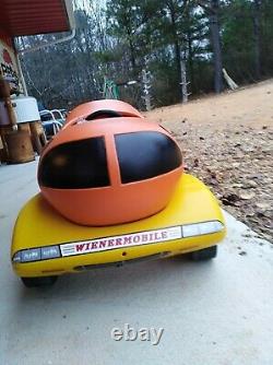 Vintage Wiener Pedal Car, few Scratches, All Plastic, good Condition