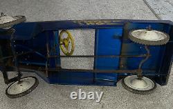 Vintage jeep hot rod pedal car