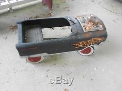 Vintage metal pedal hot rod car