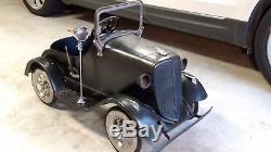 Vintage pedal car 1935 Buick Steelcraft