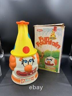 Vtg 1977 Wham-O Fun Fountain Clown Hat Sprinkler Spinning Hat with Box Water Toy