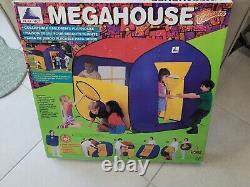 Vtg 1998 Play Hut Inc Mega House 60 x 60 x 60 Collapsible Play House Rare
