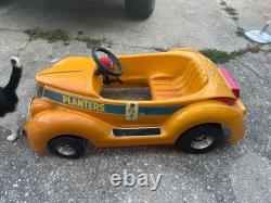 Vtg Kingsbury pedal car Roadster yellow planters peanut 30s 40s 50s ford chevy