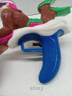 Vtg RARE 1989 Nintendo T & C Surf Squirt Gun