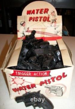 Water Squirt Toys in Store Display Box Squirting Unused Vintage 36 Mini Pretend